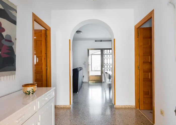 Andres - Plusholidays カルプ