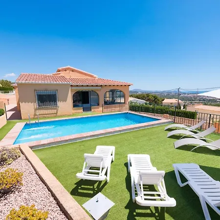 Andres - Plusholidays Villa